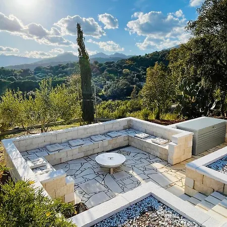 Villa Tomaso - Mit Privatem Pool