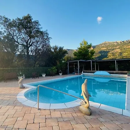 Villa Tomaso - Mit Privatem Pool